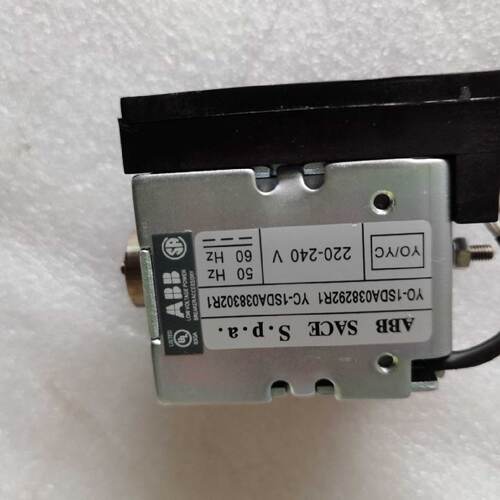 议价ABB E型断路器分励闭合线圈，YO-1SDA038292R1  YC-1SDA03830