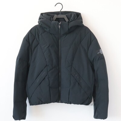 安踏女羽绒服短款防泼水连帽百搭羽绒外套保暖运动上衣162448911