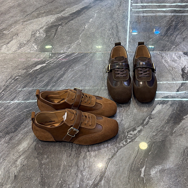 欧洲站真皮平底方头德训鞋女2026春新款复古皮带扣时尚百搭小皮鞋,女鞋,德训鞋,淘宝优惠券,粉丝福利购,淘宝优惠卷