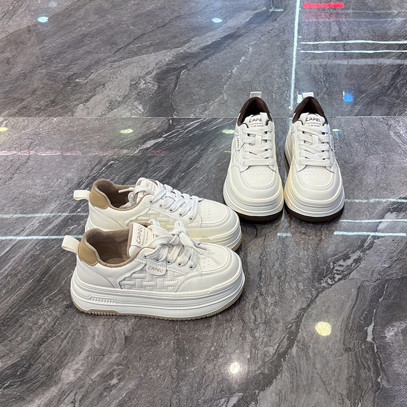 超轻舒适小白鞋丑萌圆头学生板鞋