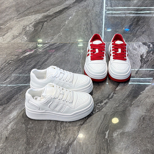 小个子百搭增高显瘦板鞋显脚小