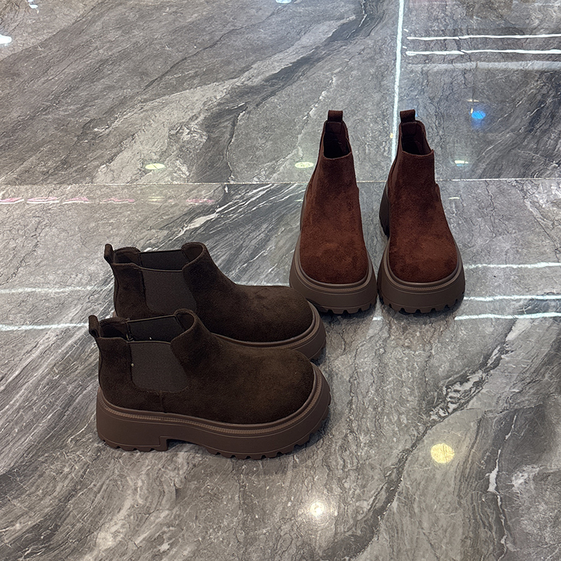 美拉德简约大气百搭松糕勃肯短靴