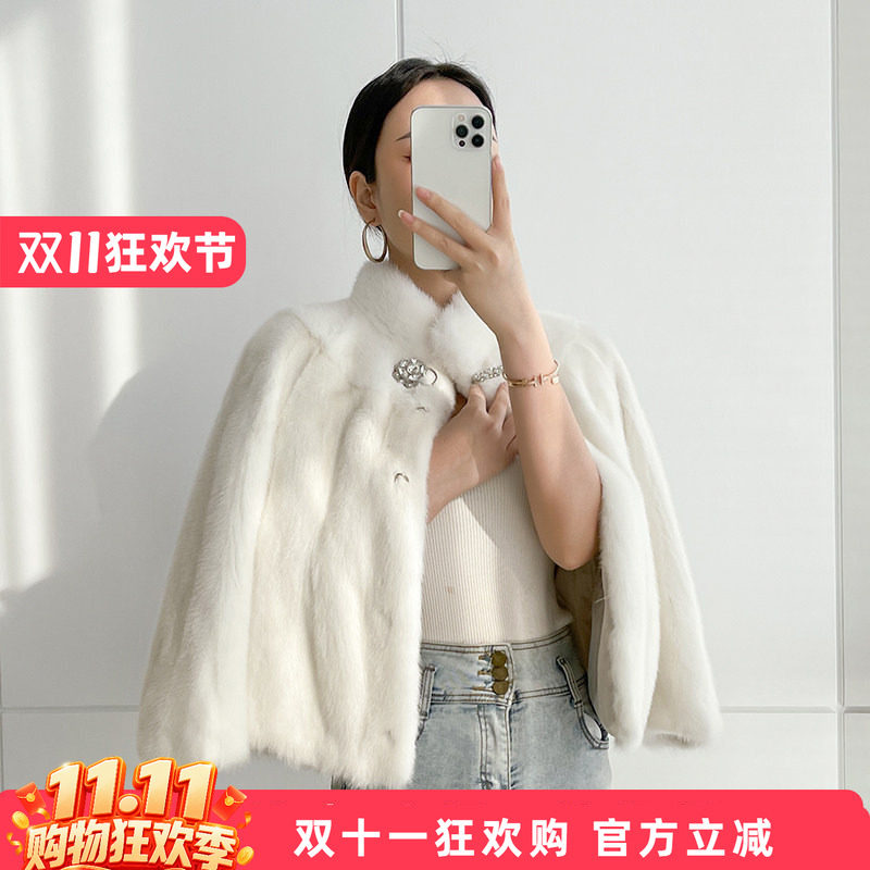 女整短款立领貂皮大衣