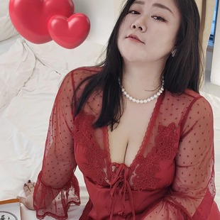 玫瑰欲婚礼红色绝美晨袍女新娘性感独特绝美睡裙新款 蕾丝睡衣 大码