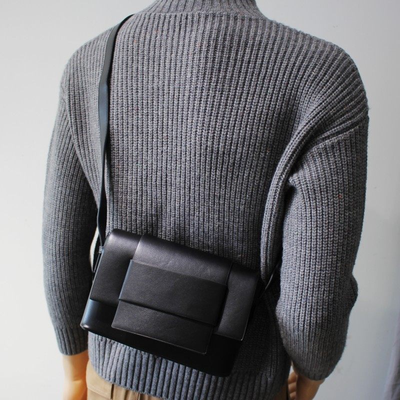 斜挎包休闲逛街小方包男包手机包