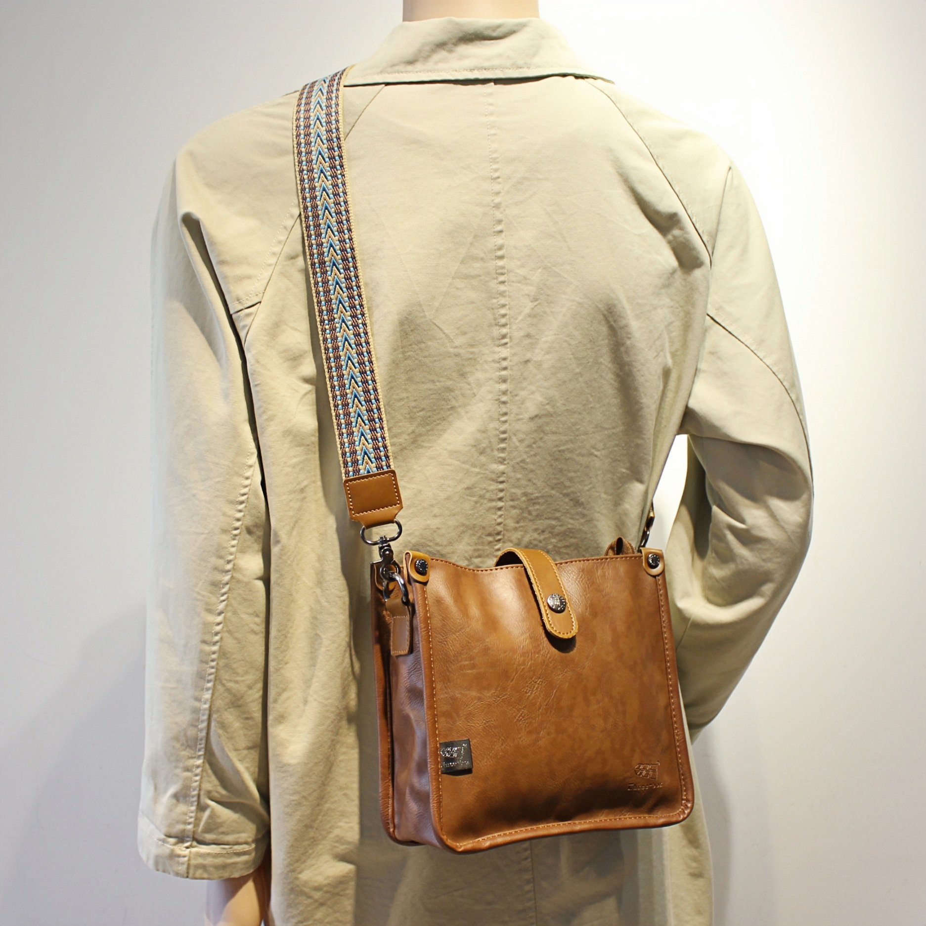 简约日系斜挎包通勤小方形包街头软皮小方包单肩小背包男女手机包,箱包皮具/热销女包/男包,男士包袋,淘宝优惠券,粉丝福利购,淘宝优惠卷