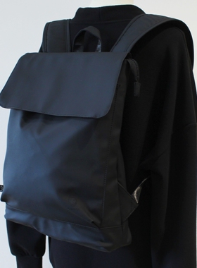 Three-Box双肩包大容量旅行包休闲潮电脑包简约纯色男包翻盖背包