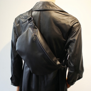 日系复古pu皮质胸包大容量男女新款百搭运动休闲斜挎包潮流单肩包