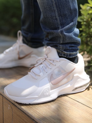 耐克AirMax男子休闲运动篮球鞋