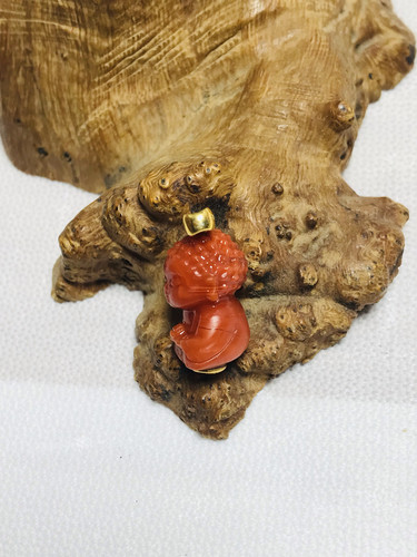 天然南红玛瑙宝宝佛公吊坠925银金色镶嵌尺寸约17*12*10mm