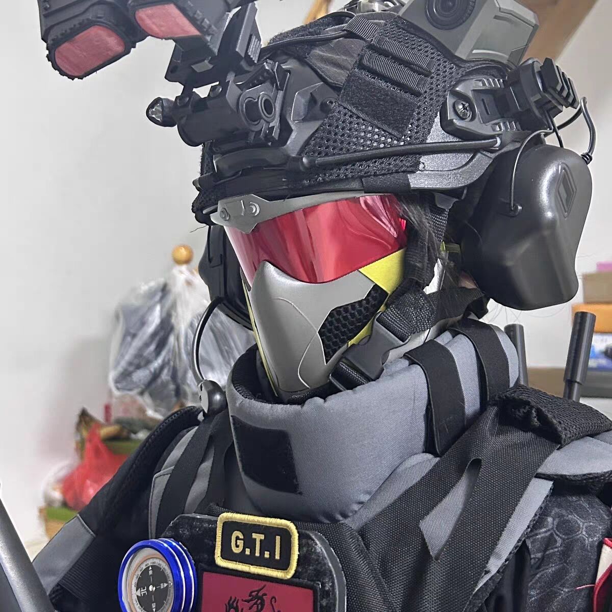 三角洲行动cos威龙蛟龙特战队fast战术装备头盔面具漫展还原造型图片