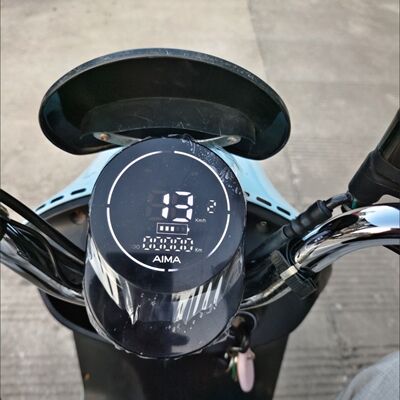 爱玛飞碟爱玛Q399数码仪表48v60v72v有孔6线，爱玛专用