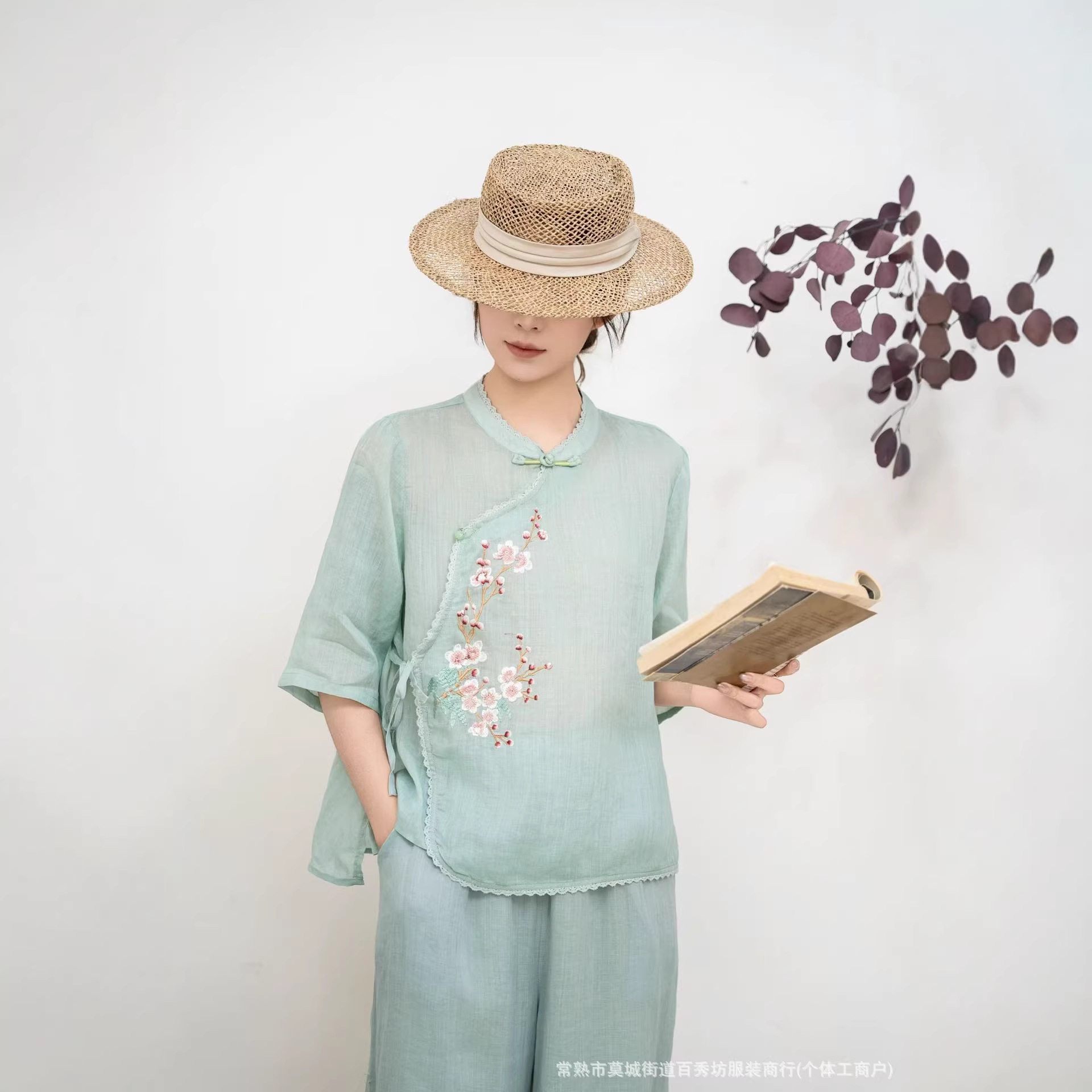 园园美衣新款国风苎麻盘扣刺绣小衫立领文艺复古女士斜襟短袖衬衫