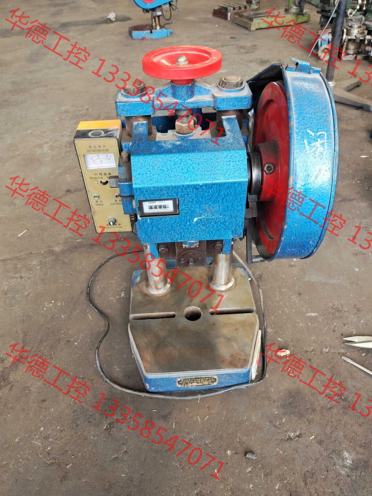 议价 双伟jb04-1t1吨小型台式桌上双柱电动压力机冲孔机冲床