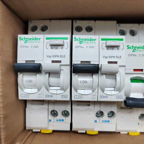 《议价商品》#电子元器件 施耐德iDPNa漏电 20A
