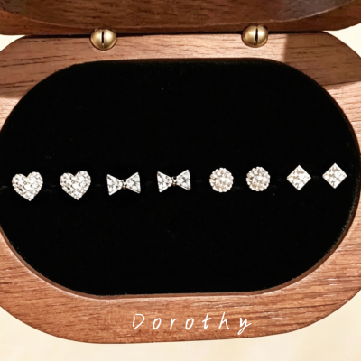Dorothy爱心蝴蝶结锆石耳钉