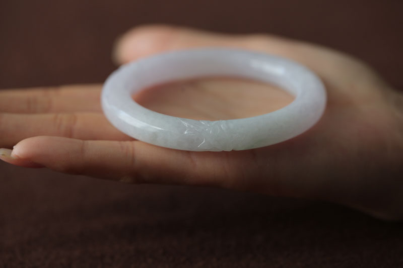 【兰香】天然翡翠A货冰糯种精雕兰花圆条手镯一枚【55.5MM】精品