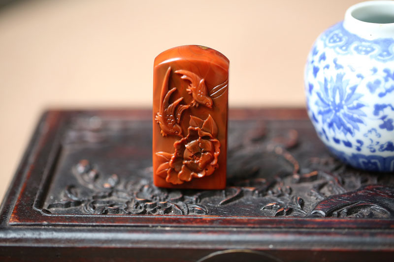 【凤穿牡丹】天然战国红老料精雕牡丹印章,摆件,镇尺一枚