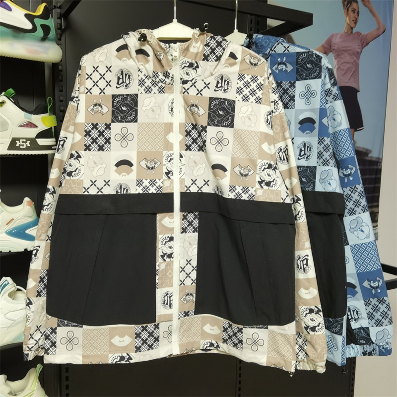 贵人鸟男装2023春季新款外套运动休闲加厚加绒连帽风衣B431V37