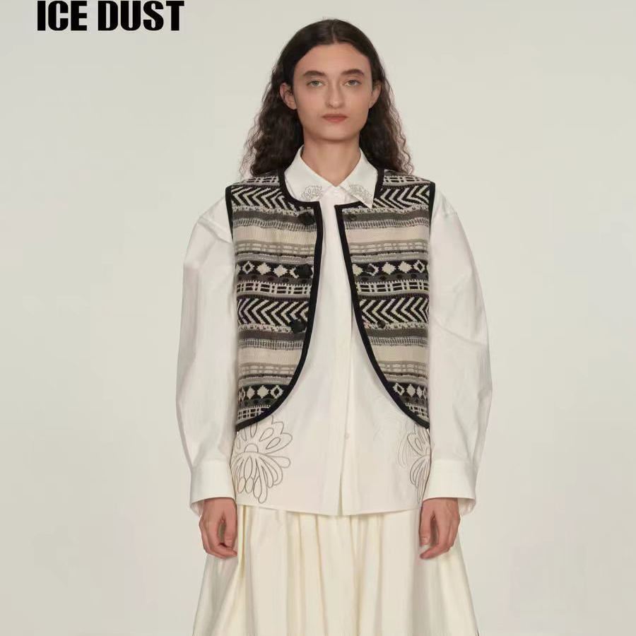 ICE DUST提花橄榄扣马甲女25PF秋季新款覆古民族风设计感叠穿马夹