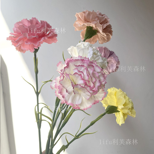 康乃馨仿真花手感保湿绢花
