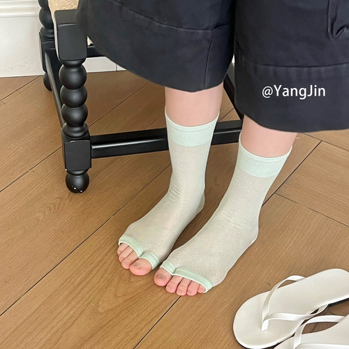 春夏季薄款比基尼人字拖袜子纯色夹脚款中筒女袜小众韩风堆堆袜
