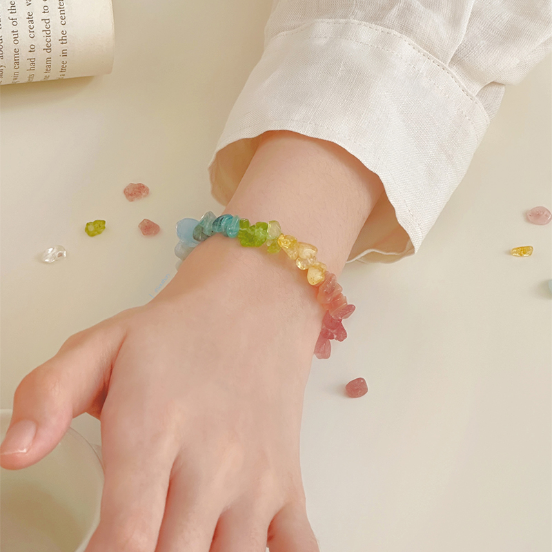 彩虹水晶石手链女生2024年新款多巴胺手串轻奢小众精致闺蜜手饰夏