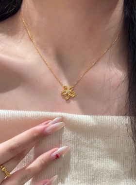 小黄花吊坠项链女2026新款精致
