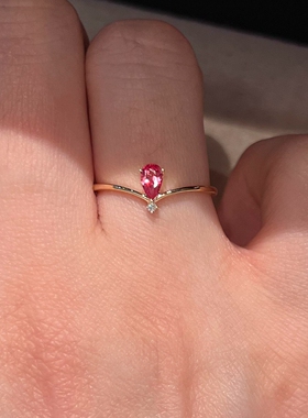 细款金色素圈仿粉钻皇冠戒指女