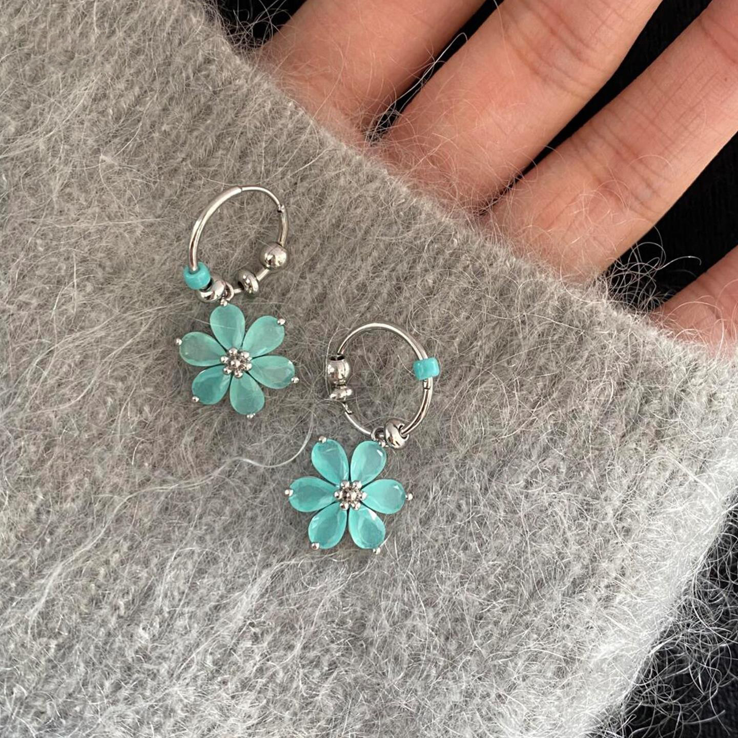 夏日小清新薄荷绿花朵耳扣耳饰