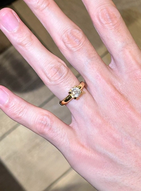 复古金色仿方钻戒指女轻奢