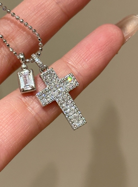 银色十字架吊坠项链女配饰气质