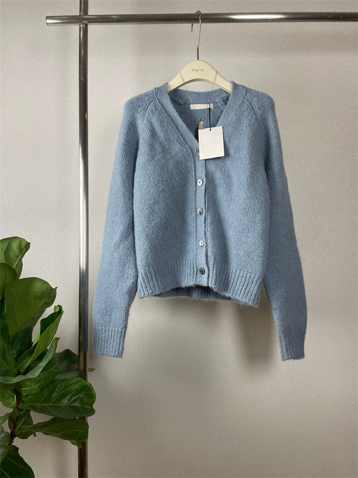 毛茸感羊驼毛柔软显白针织开衫