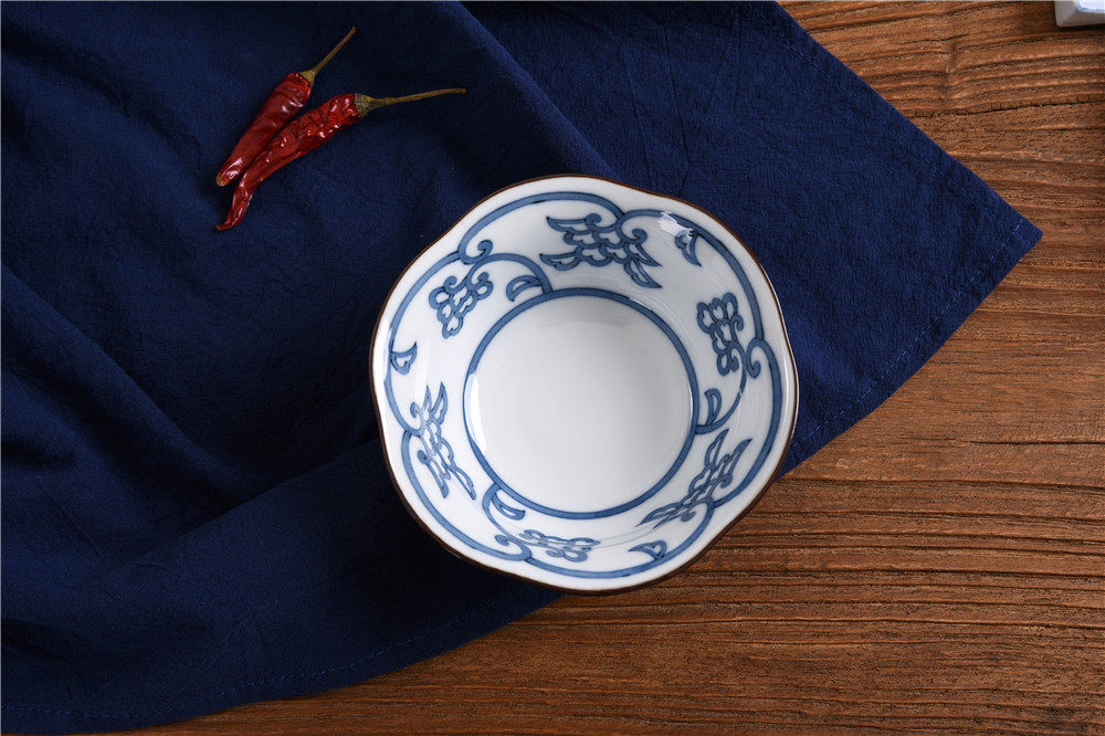 瑕疵日本进口釉下彩陶瓷唐草梅花型料理钵火锅料碟钵碗冰淇淋钵