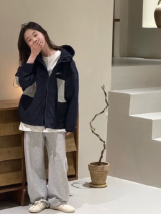 韩国童装儿童休闲冲锋衣外套2026春宽松男童女童中大童夹克上衣潮