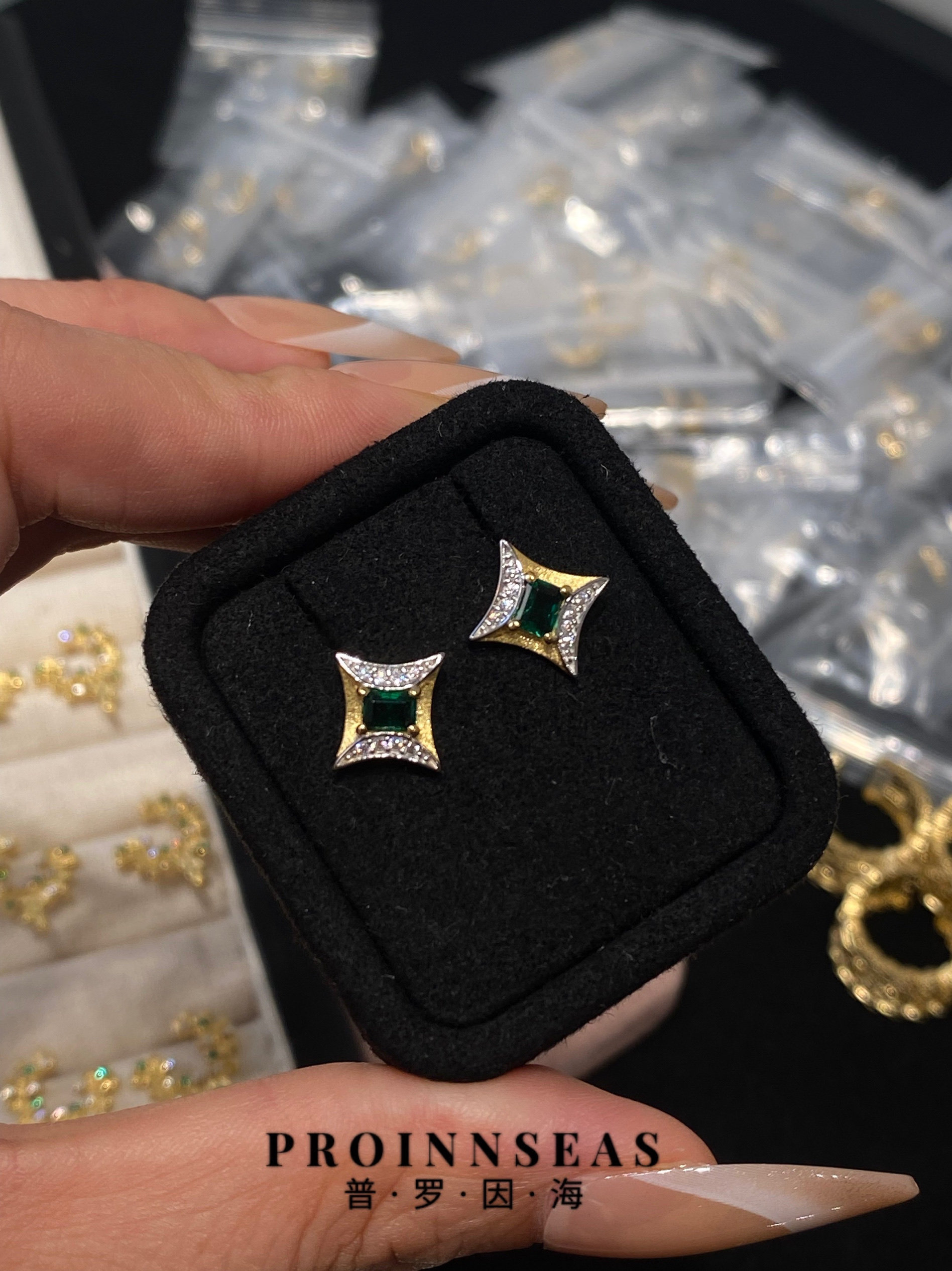 双色电镀繁星耳钉星河四芒星时尚璀璨繁星耳环百搭女款耳环饰品,饰品/流行首饰/时尚饰品新,耳钉,淘宝优惠券,粉丝福利购,淘宝优惠卷