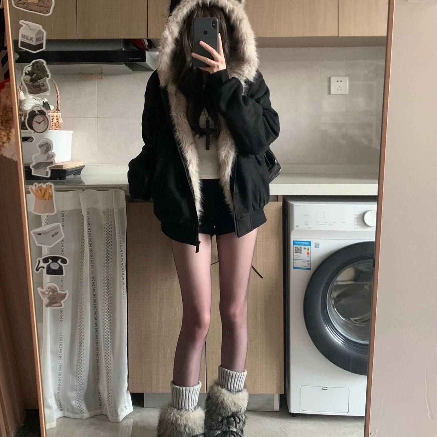 韩系黑色座山雕猫耳朵女