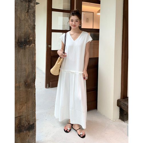 FONE简禾法式高级感白色V领连衣裙女夏宽松遮肉拼接度假长裙59730