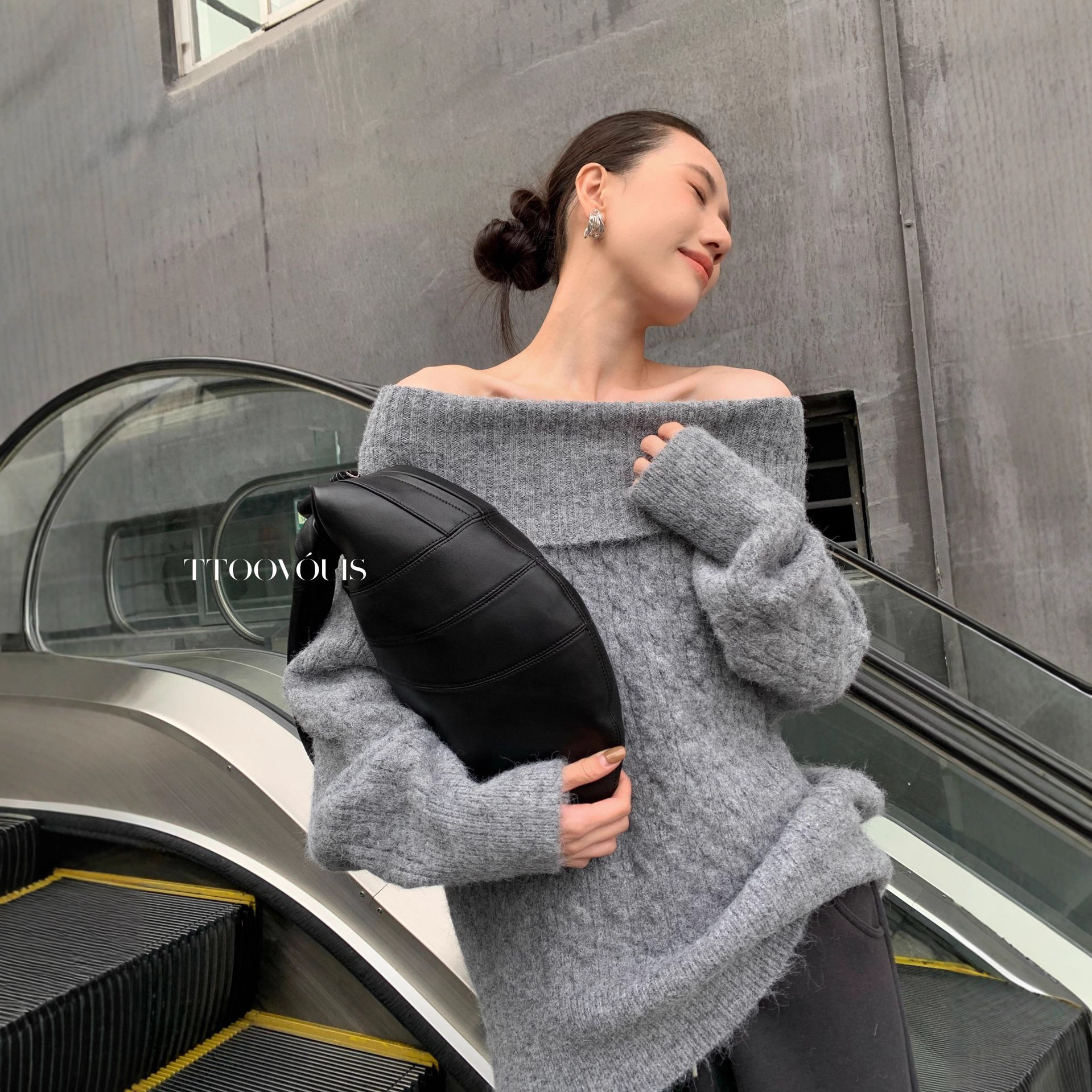 气质氛围感一字肩针织毛衣女加厚