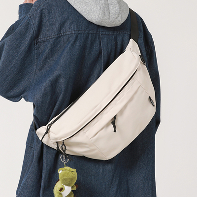 斜挎包男款休闲男士胸包