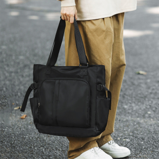 单肩包男潮牌机能通勤托特包大容量手提健身包干湿分离学生补课包