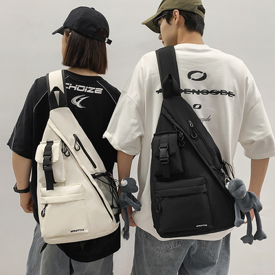 户外运动胸包男款机能骑行背包