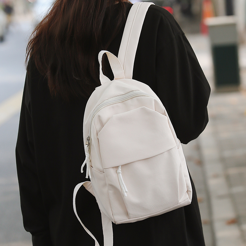 小型双肩包旅游轻便小背包