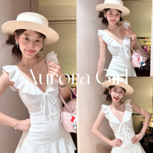 露背泡温泉女士新款 高级感荷叶边连体V领裙式 Girl 泳衣 Aurora