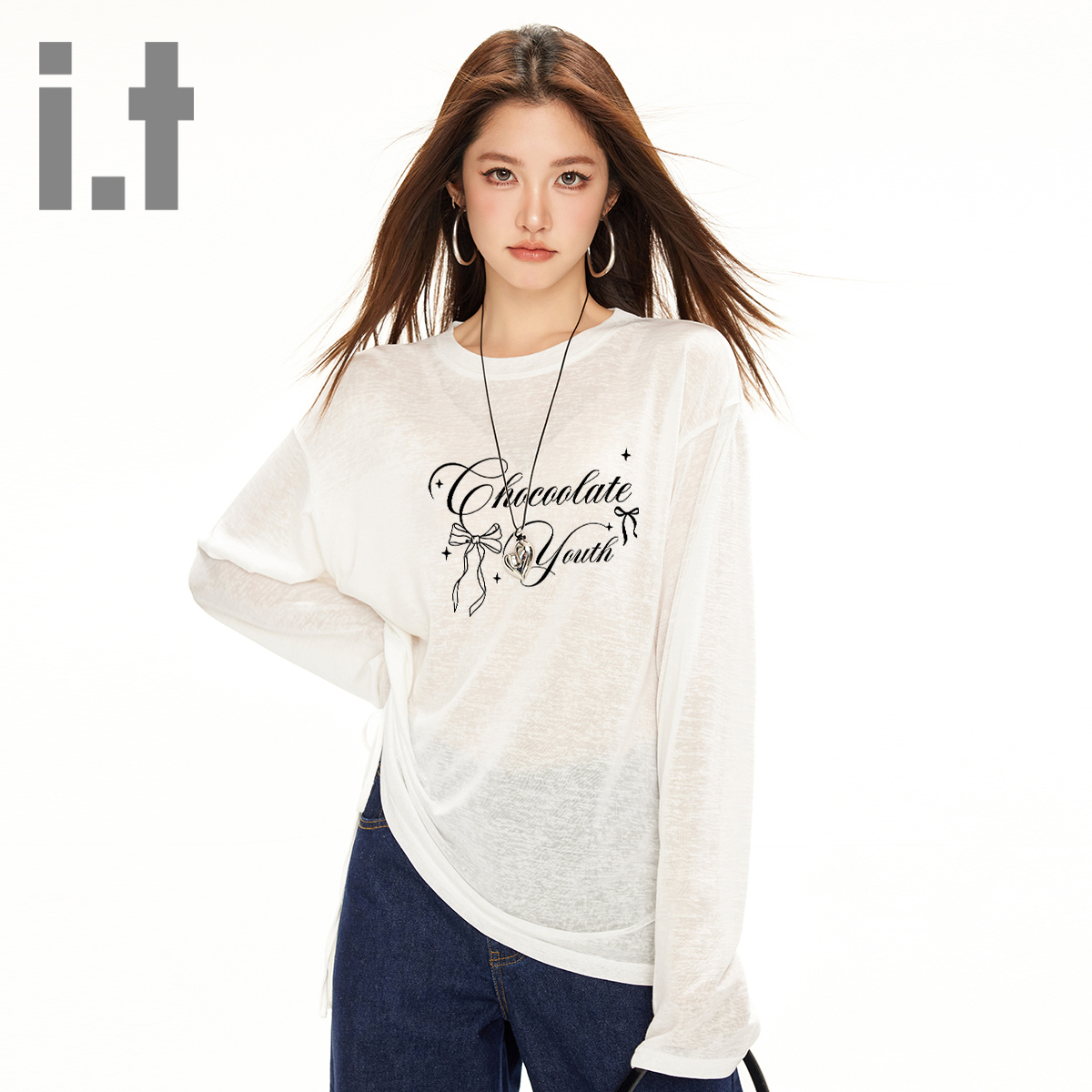 itCHOCOOLATE印花字母长袖T恤女