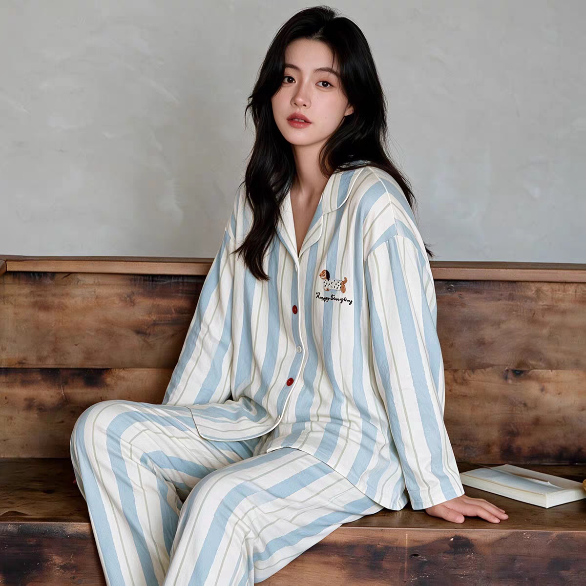 黛梦思2026秋带胸垫睡衣女春秋纯棉长袖家居服甜美条纹可外穿套装