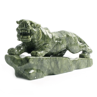 玄众阁 生肖属虎南玉玉虎摆件玉石上山虎形石雕属相老虎饰品石虎