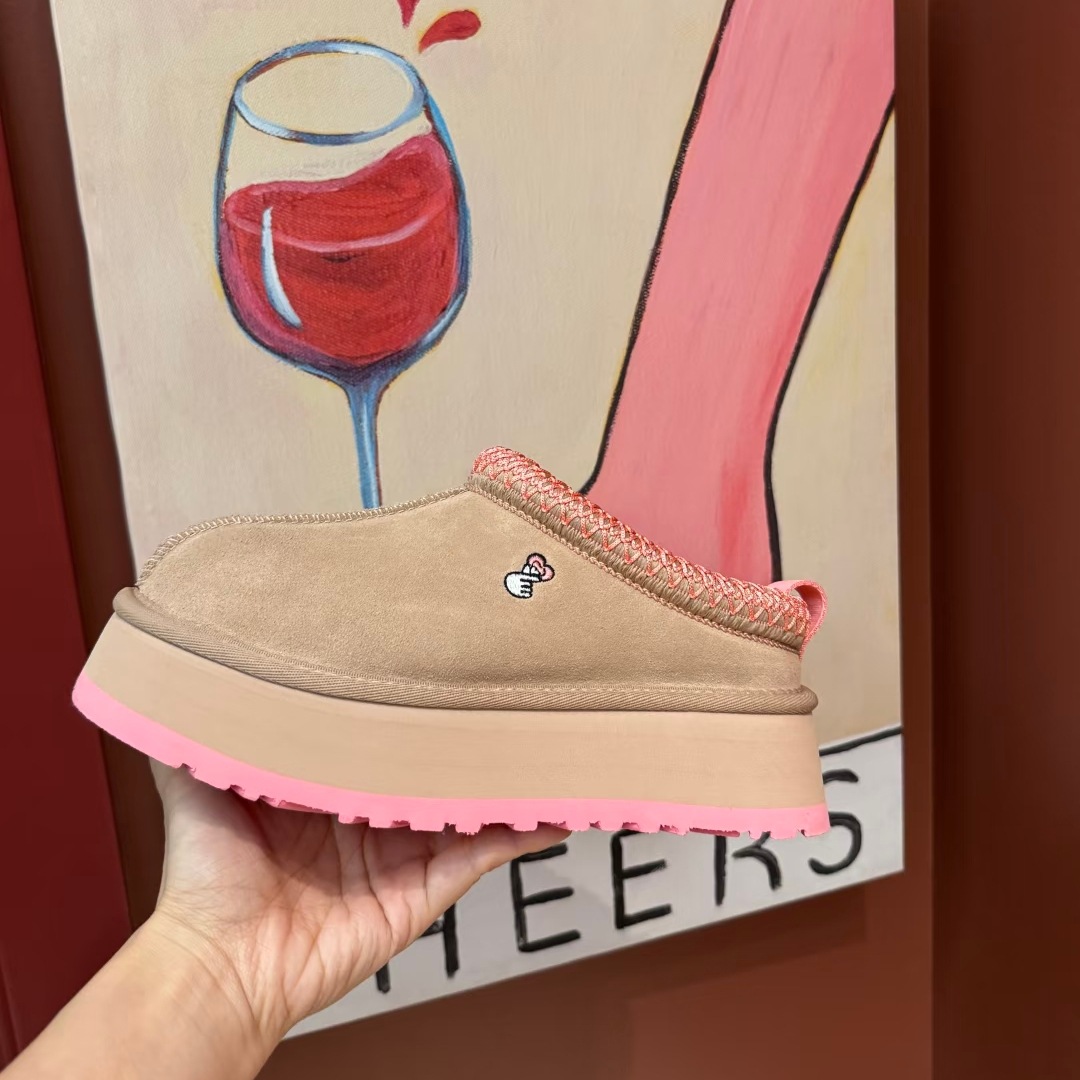 河南桑坡雪地靴女士牛皮羊毛松糕比心塔茨TAZZ超模款一脚蹬民族风