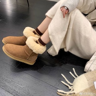 5825中筒雪地靴女皮毛一体加厚加绒保暖牛皮羊毛鞋 外贸 两穿男士