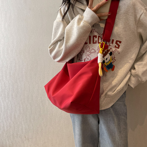 帆布包红色包包斜挎大容量尼龙布